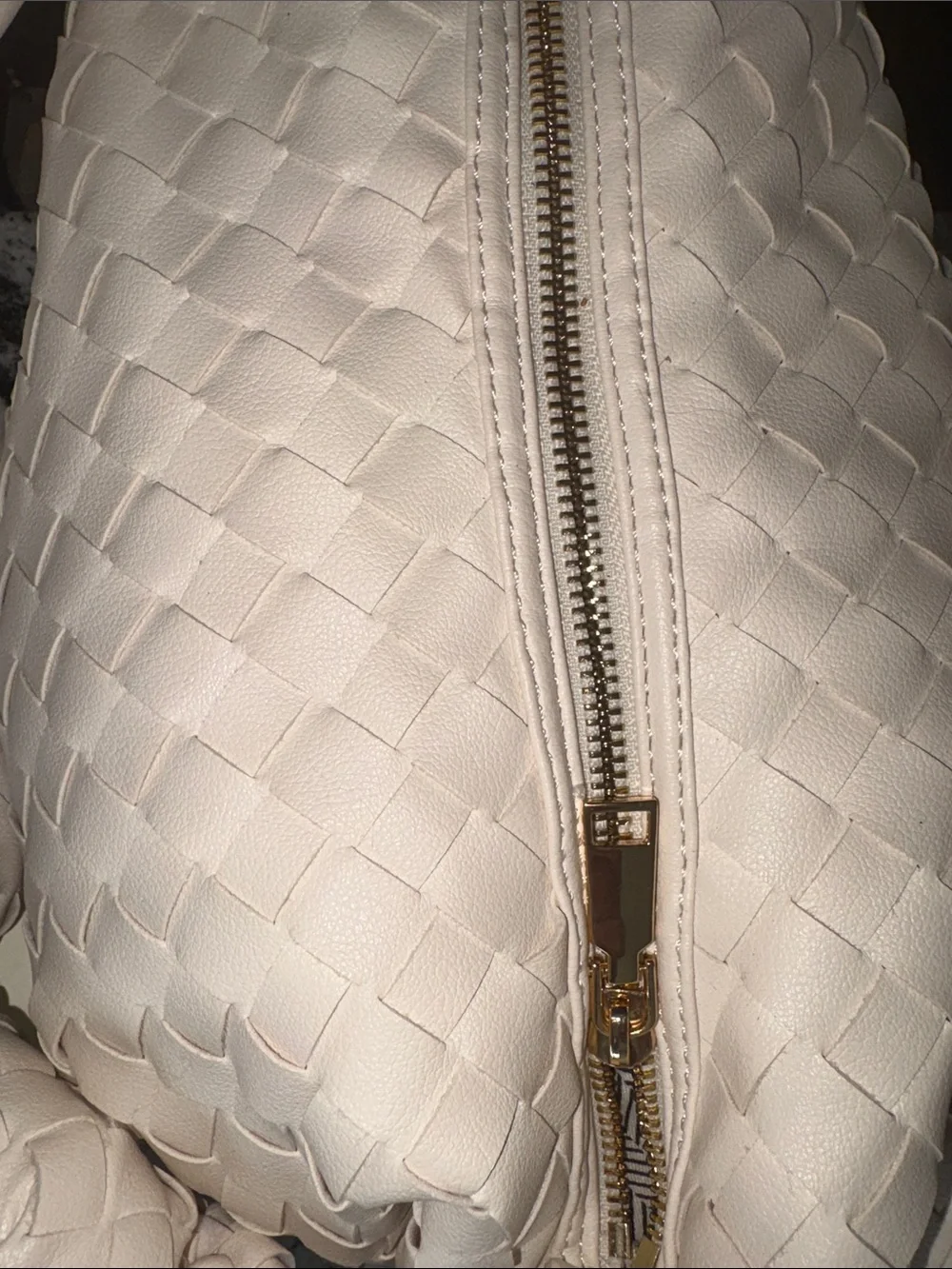Urban Expressions Knotted butter cream Hobo Bag